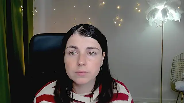 Snapshot of MartaEdams chatting on January 19, 2026, 9:24 am MartaEdams online show from January 19, 2026, 9:24 am