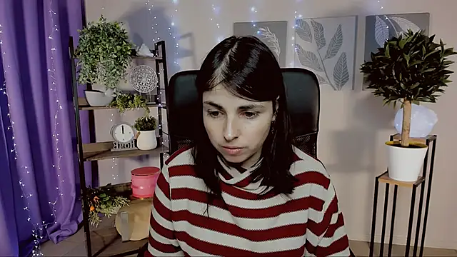 Snapshot of MartaEdams chatting on February 16, 2026, 9:19 am MartaEdams online show from February 16, 2026, 9:19 am