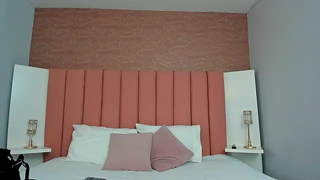 SamayRyann online show from March 23, 2026, 1:44 pm