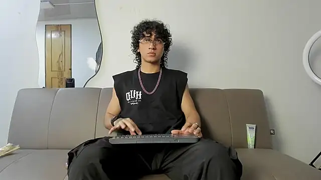 JackesTaylor online show from November 27, 2025, 4:57 am