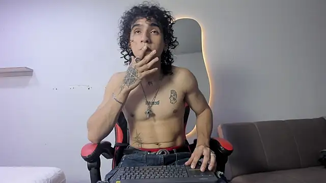 Snapshot of JackesTaylor chatting on April 25, 2026, 5:21 am JackesTaylor online show from April 25, 2026, 5:21 am