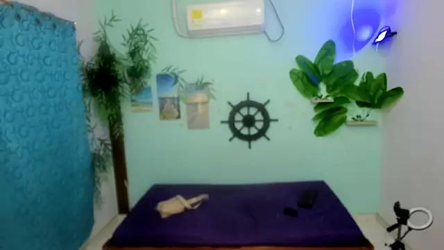 eladyrous98 online show from February 26, 2026, 1:33 pm