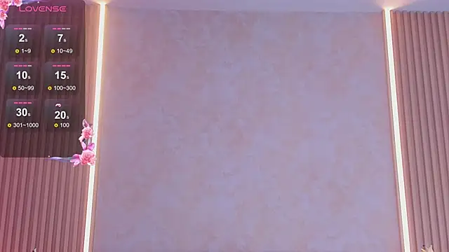 ZOEBARLOWE online show from October 29, 2025, 7:13 pm