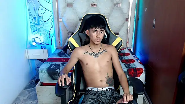 Snapshot of yiisu_ chatting on October 14, 2025, 6:08 pm yiisu online show from October 14, 2025, 6:08 pm