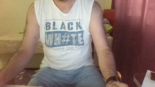 Snapshot of st206boy chatting on July 10, 2026, 3:28 am st206boy online show from July 10, 2026, 3:28 am