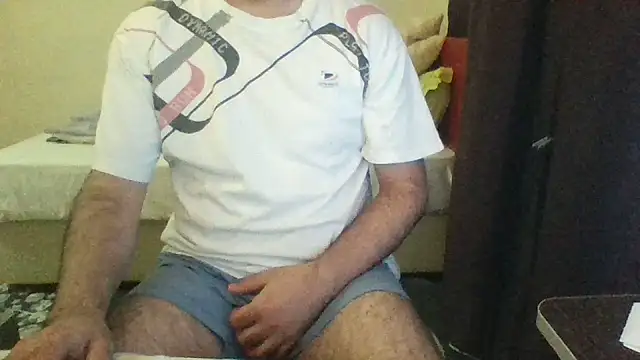 Snapshot of st206boy chatting on June 30, 2026, 12:32 am st206boy online show from June 30, 2026, 12:32 am