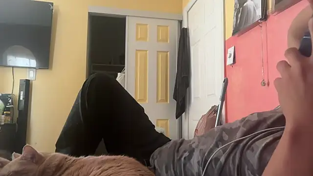 Snapshot of kSwisssxxx chatting on October 26, 2025, 8:42 pm kSwisssxxx online show from October 26, 2025, 8:42 pm