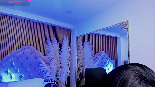 SelenaStonne online show from February 13, 2026, 7:58 pm