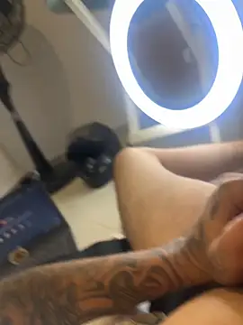 samm4044 online show from April 8, 2026, 2:13 am