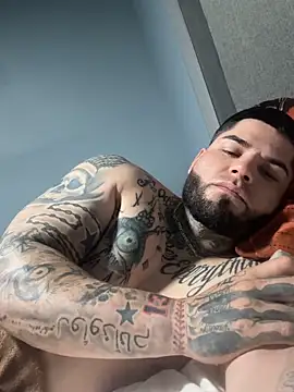 crazybarber69 online show from April 11, 2026, 4:21 pm