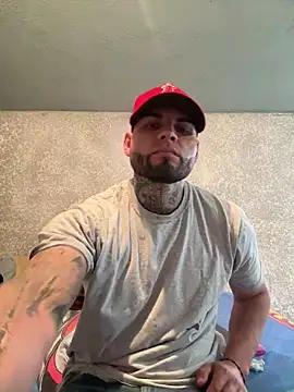 Snapshot of crazybarber69 chatting on November 21, 2025, 8:41 pm crazybarber69 online show from November 21, 2025, 8:41 pm