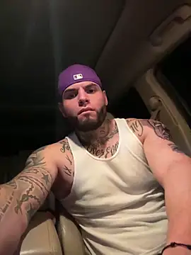 Snapshot of crazybarber69 chatting on December 2, 2025, 1:17 am crazybarber69 online show from December 2, 2025, 1:17 am