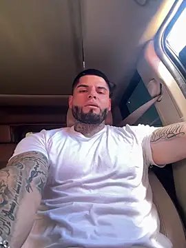 crazybarber69 online show from March 6, 2026, 9:43 pm