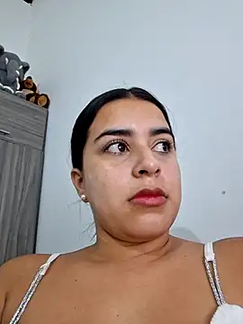 Snapshot of channell0 chatting on September 16, 2025, 5:41 am channell0 online show from September 16, 2025, 5:41 am