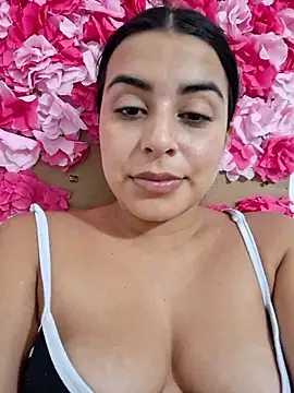 Snapshot of channell0 chatting on October 31, 2025, 6:32 am channell0 online show from October 31, 2025, 6:32 am