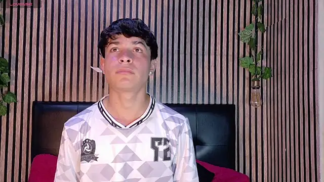 Snapshot of Felipe_boy1 chatting on September 23, 2025, 2:07 am Felipe boy1 online show from September 23, 2025, 2:07 am