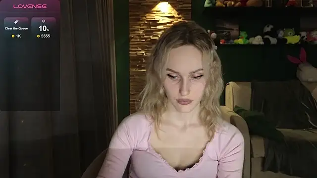 Belle Vill3575 online show from December 5, 2025, 10:47 am