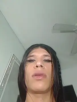 Snapshot of beautiful_taty chatting on February 18, 2026, 1:58 am beautiful taty online show from February 18, 2026, 1:58 am