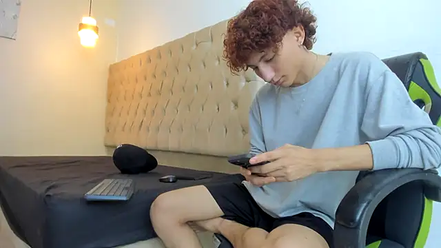 Snapshot of Darkknightx01 chatting on October 21, 2025, 2:11 am Darkknightx01 online show from October 21, 2025, 2:11 am