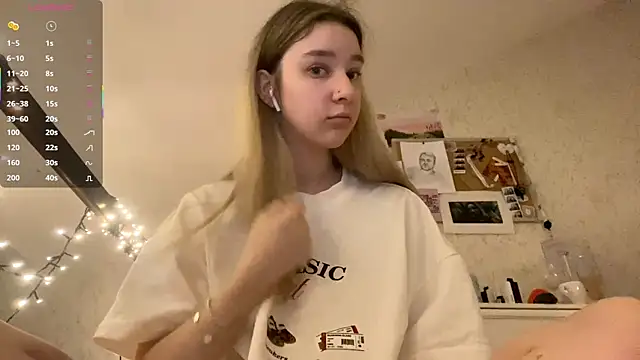 DanaCore online show from October 12, 2025, 4:03 am