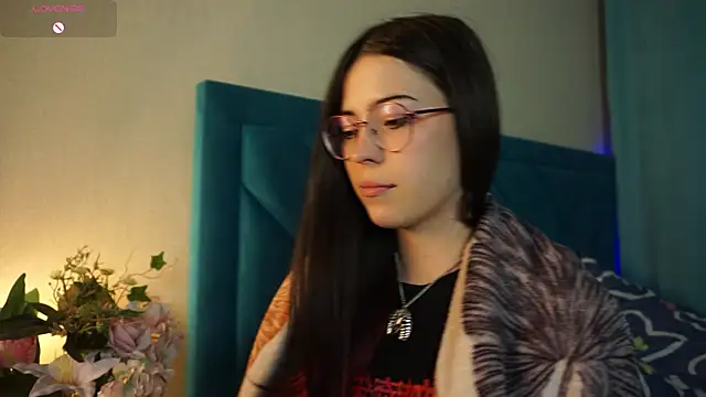 Snapshot of ywixos chatting on September 28, 2025, 1:40 pm ywixos online show from September 28, 2025, 1:40 pm