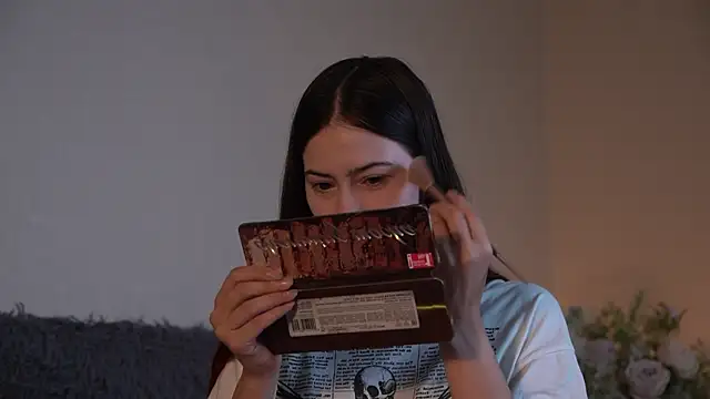 Snapshot of ywixos chatting on September 18, 2025, 11:46 am ywixos online show from September 18, 2025, 11:46 am