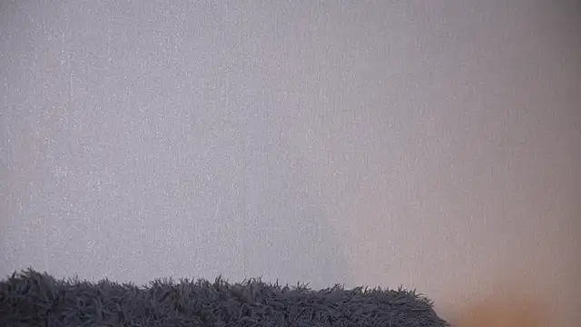 Snapshot of ywixos chatting on September 30, 2025, 2:45 pm ywixos online show from September 30, 2025, 2:45 pm