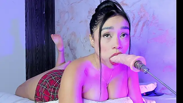 Eva cutte online show from March 22, 2026, 11:56 am