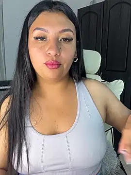 Snapshot of Issa_Santana chatting on July 10, 2026, 9:04 pm Issa Santana online show from July 10, 2026, 9:04 pm