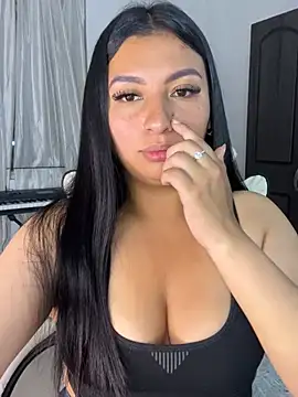 Snapshot of Issa_Santana chatting on June 27, 2026, 8:04 pm Issa Santana online show from June 27, 2026, 8:04 pm