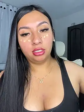 Snapshot of Issa_Santana chatting on July 30, 2026, 8:30 pm Issa Santana online show from July 30, 2026, 8:30 pm