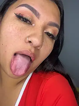 Snapshot of Issa_Santana chatting on July 17, 2026, 5:43 pm Issa Santana online show from July 17, 2026, 5:43 pm