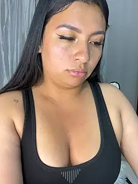Snapshot of Issa_Santana chatting on June 25, 2026, 10:15 pm Issa Santana online show from June 25, 2026, 10:15 pm
