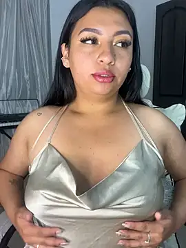 Snapshot of Issa_Santana chatting on June 14, 2026, 8:21 pm Issa Santana online show from June 14, 2026, 8:21 pm