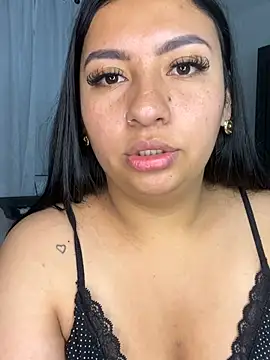 Snapshot of Issa_Santana chatting on August 1, 2026, 11:47 pm Issa Santana online show from August 1, 2026, 11:47 pm
