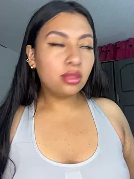 Snapshot of Issa_Santana chatting on June 10, 2026, 9:05 pm Issa Santana online show from June 10, 2026, 9:05 pm