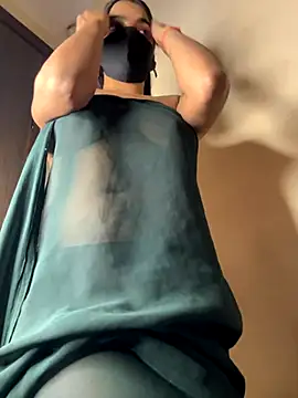 Cute-Sakhi online show from October 22, 2025, 3:33 pm