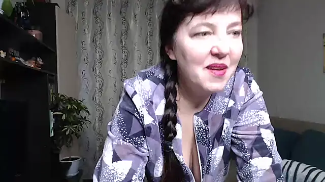 Snapshot of Illusionq chatting on September 26, 2025, 5:03 am Illusionq online show from September 26, 2025, 5:03 am