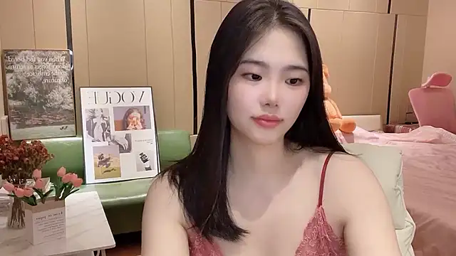 Snapshot of suki-1 chatting on September 10, 2025, 8:35 am suki-1 online show from September 10, 2025, 8:35 am
