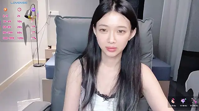 NiNi-baby520 online show from November 12, 2025, 7:45 am