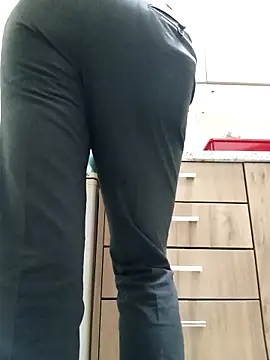 PROMYLOVE online show from March 31, 2026, 5:31 am