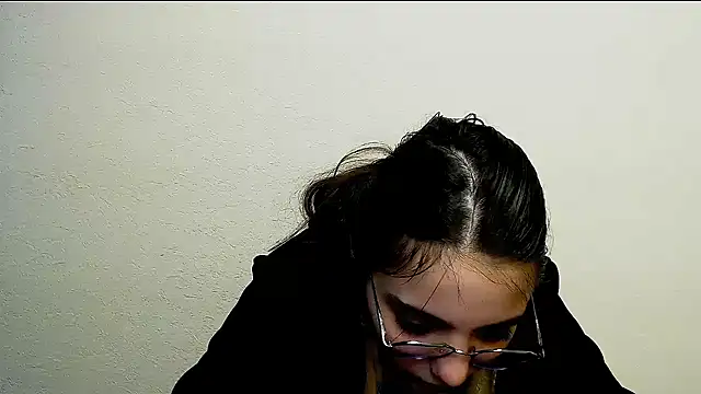 Sun Shine   online show from December 18, 2025, 7:02 am