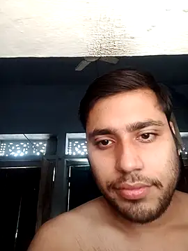 Snapshot of Desirock001 chatting on November 20, 2025, 5:41 am Desirock001 online show from November 20, 2025, 5:41 am