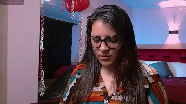 Snapshot of Sahamara_07 chatting on February 16, 2026, 7:56 pm Sahamara 07 online show from February 16, 2026, 7:56 pm