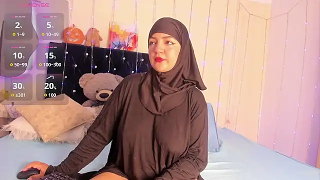 Snapshot of Dana-Alabi chatting on November 26, 2025, 12:38 pm Dana-Alabi online show from November 26, 2025, 12:38 pm