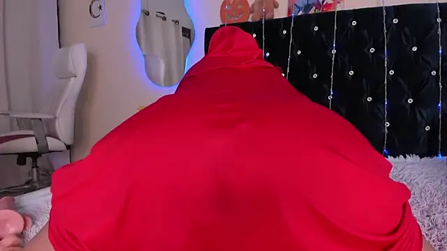 Snapshot of Dana-Alabi chatting on November 22, 2025, 1:21 pm Dana-Alabi online show from November 22, 2025, 1:21 pm