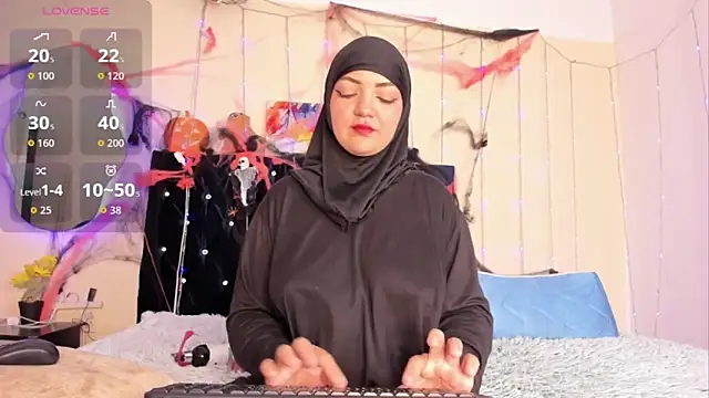 Snapshot of Dana-Alabi chatting on November 1, 2025, 4:23 pm Dana-Alabi online show from November 1, 2025, 4:23 pm