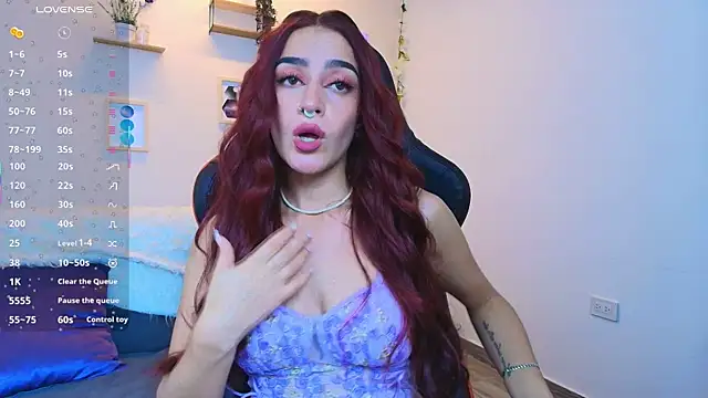 Snapshot of ViolethRosse chatting on February 27, 2026, 12:55 am ViolethRosse online show from February 27, 2026, 12:55 am