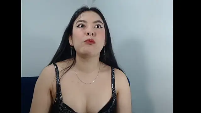 EloiseJun online show from May 25, 2026, 6:12 am
