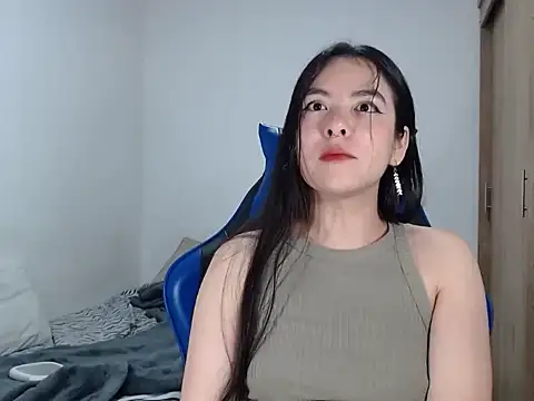 EloiseJun online show from January 15, 2026, 3:54 am